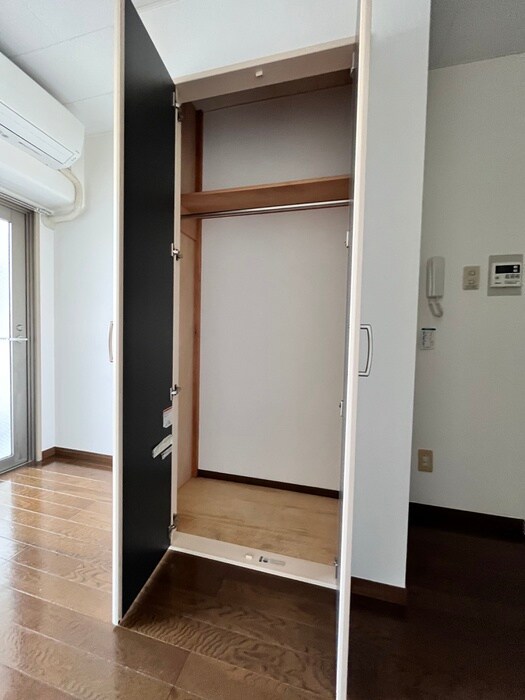 物件内観写真15　(収納)