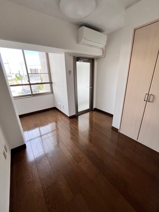 物件内観写真18　(居室)