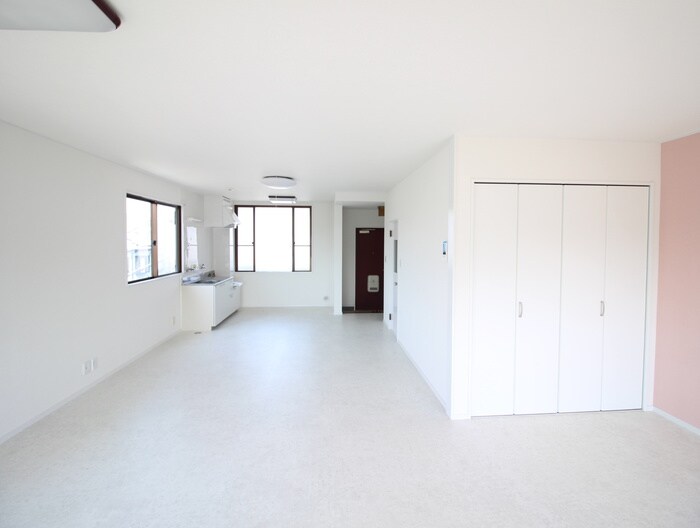 物件内観写真7　(居室)