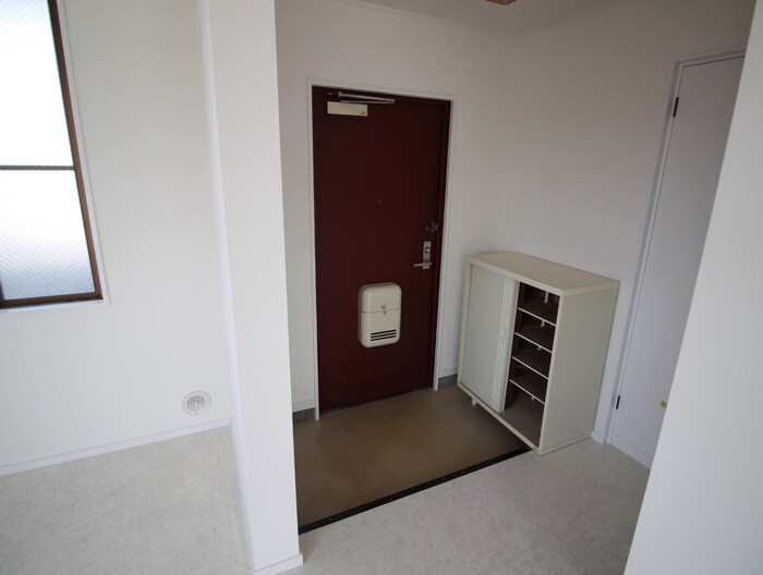 物件内観写真22　(玄関)