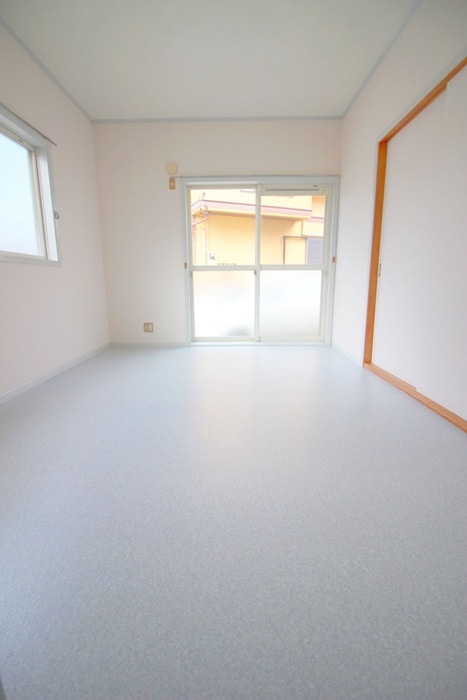 物件内観写真10　(居室)