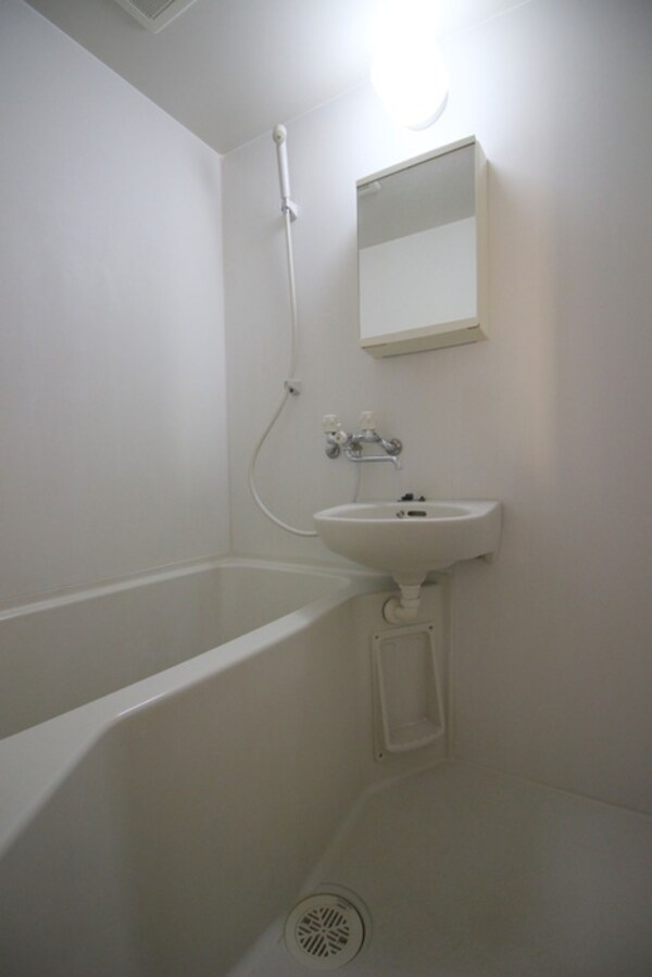 バス／シャワールーム等