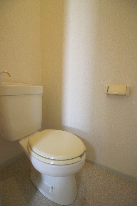 物件内観写真12　(トイレ)