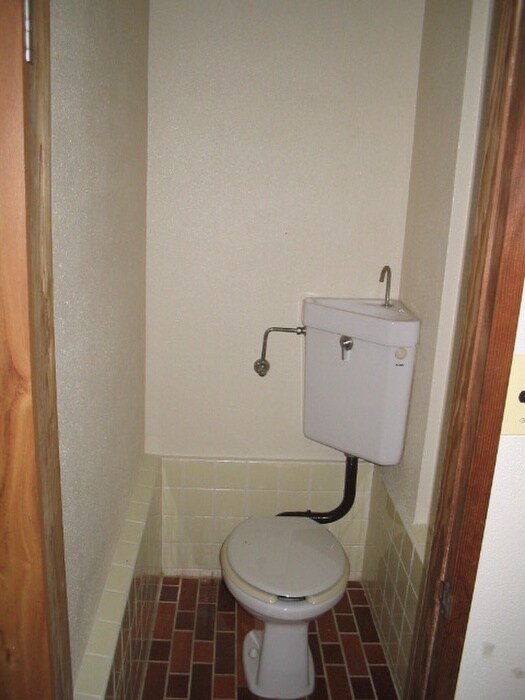 物件内観写真7　(トイレ)