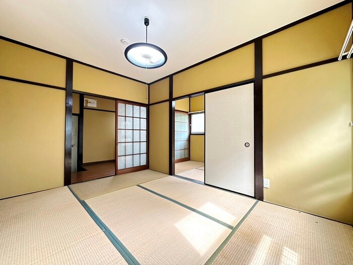 物件内観写真9　(居室)