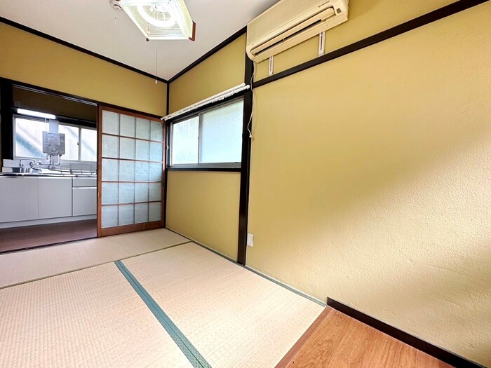 物件内観写真10　(居室)