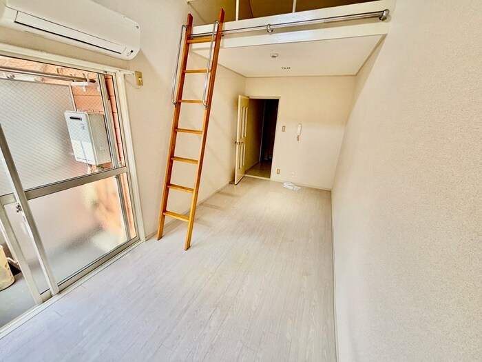 物件内観写真10　(居室)