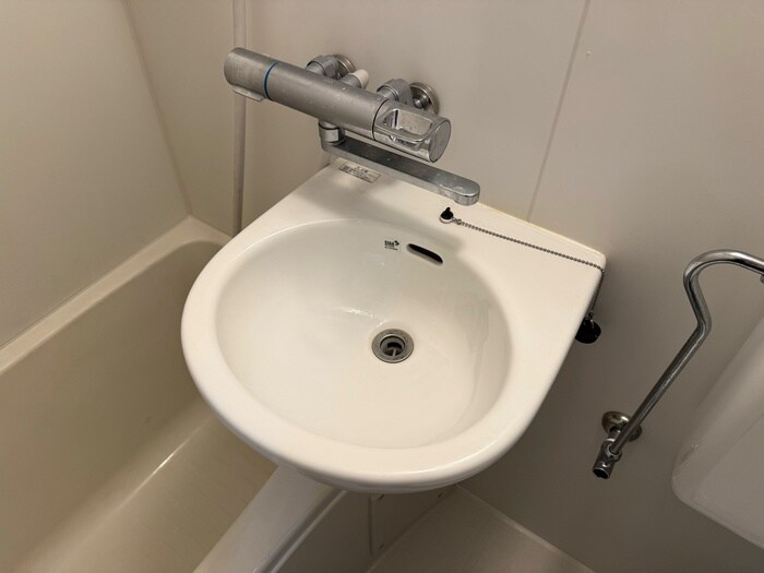 物件内観写真13　(洗面)