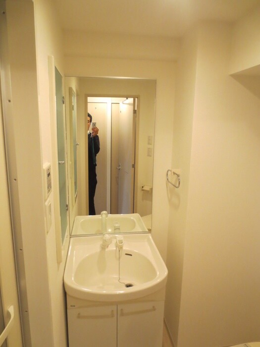 物件内観写真11　(洗面)