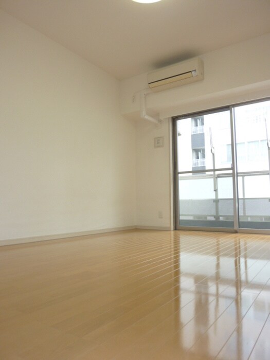 物件内観写真11　(居室)