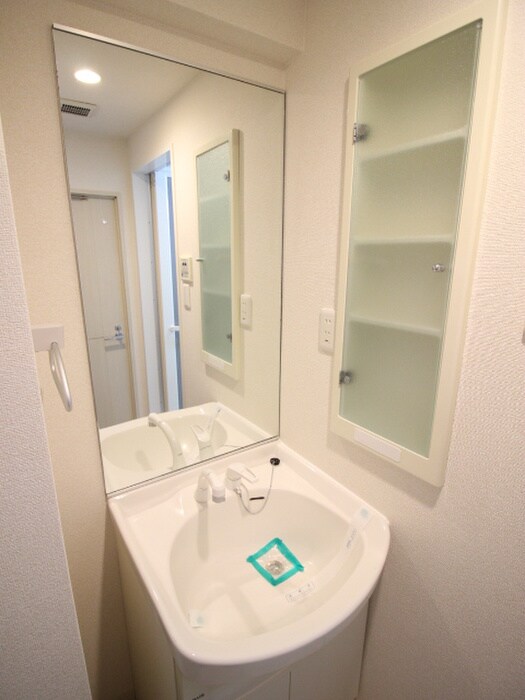 物件内観写真13　(洗面)