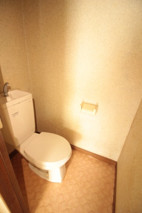 物件内観写真10　(トイレ)