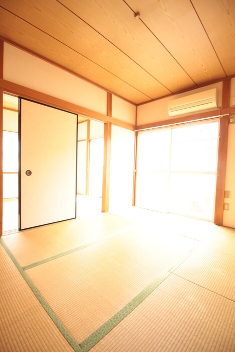 物件内観写真18　(居室)