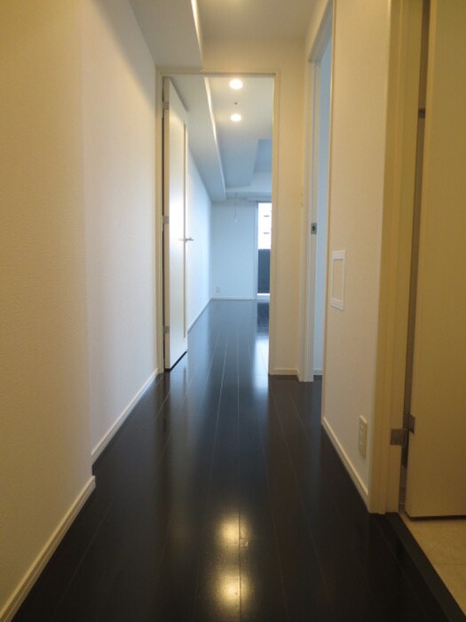 物件内観写真18　(廊下)