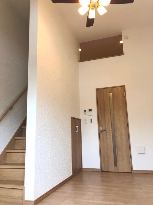 物件内観写真8　(居室)