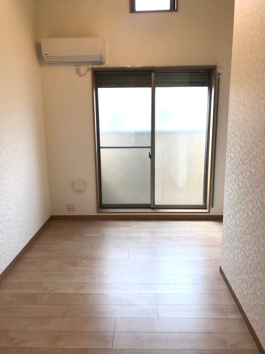 物件内観写真9　(ベランダ・バルコニー)