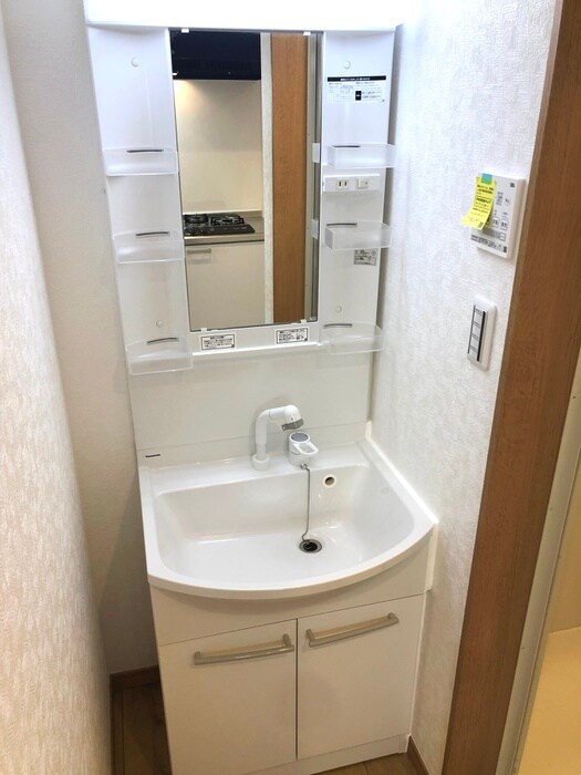 物件内観写真13　(洗面)