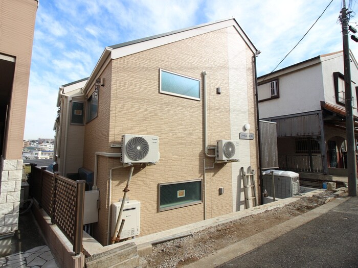 物件外観写真2　(外観写真)