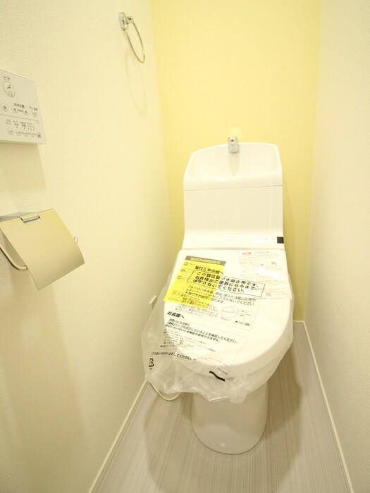 物件内観写真9　(トイレ)