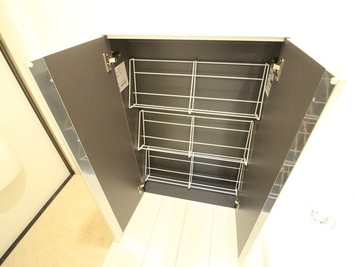 物件内観写真16　(靴箱)