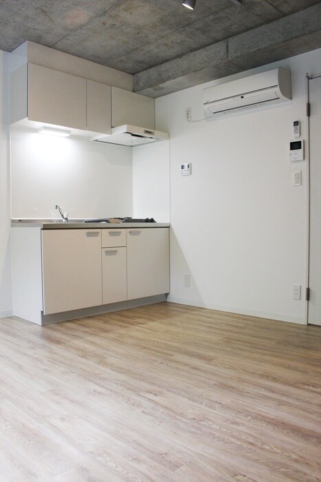 物件内観写真6　(居室)