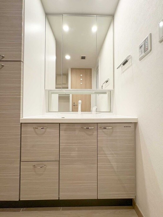 物件内観写真11　(洗面)