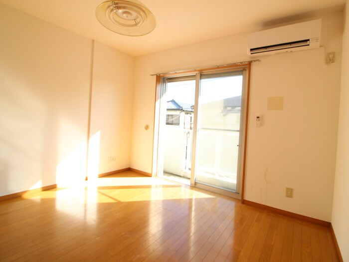 物件内観写真7　(居室)