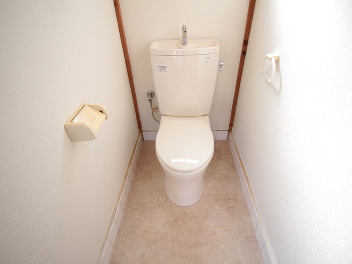 物件内観写真14　(トイレ)