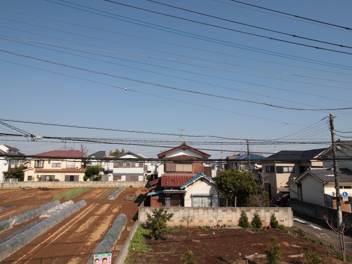 物件内観写真18　(室内からの展望)