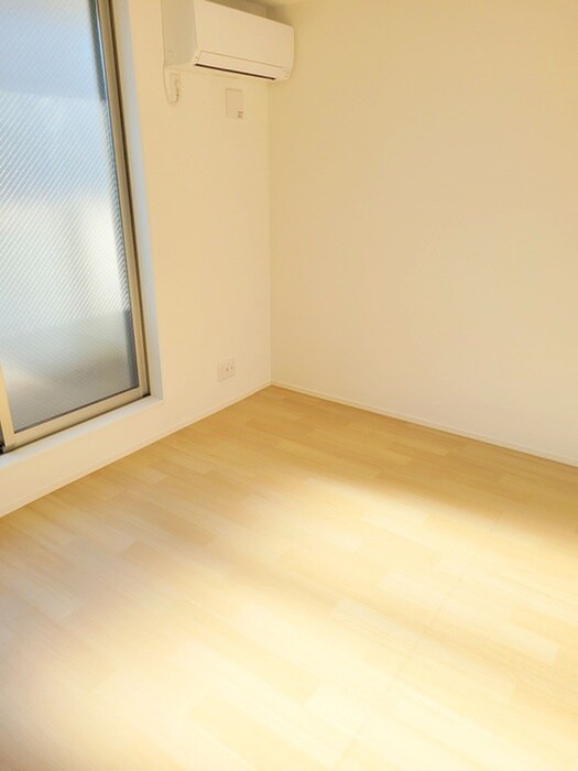 物件内観写真9　(室内からの展望)