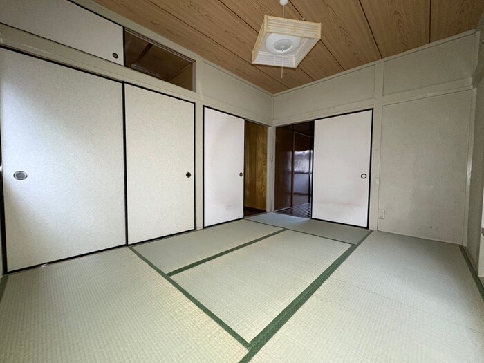 物件内観写真11　(居室)