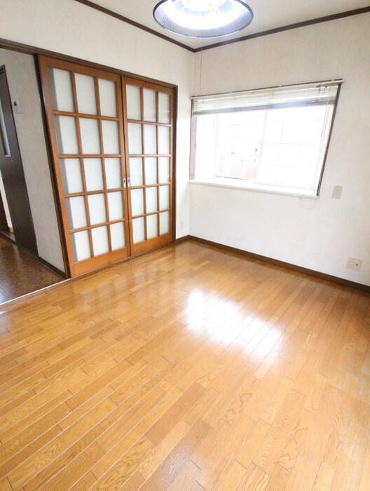 物件内観写真9　(居室)