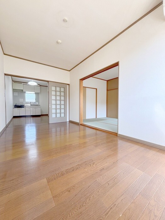 物件内観写真5　(居室)