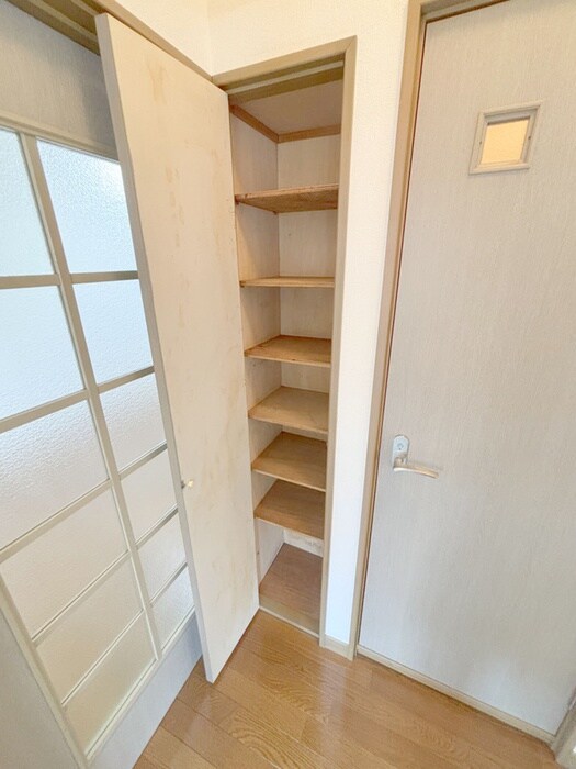 物件内観写真15　(靴箱)