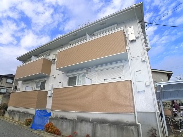 物件外観写真2　(駐車場)