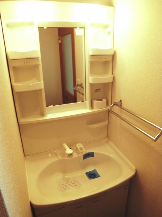 物件内観写真9　(洗面)