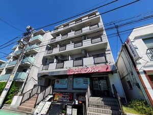 ｺﾝﾎﾟｰｾﾞ上石神井（201）外観写真