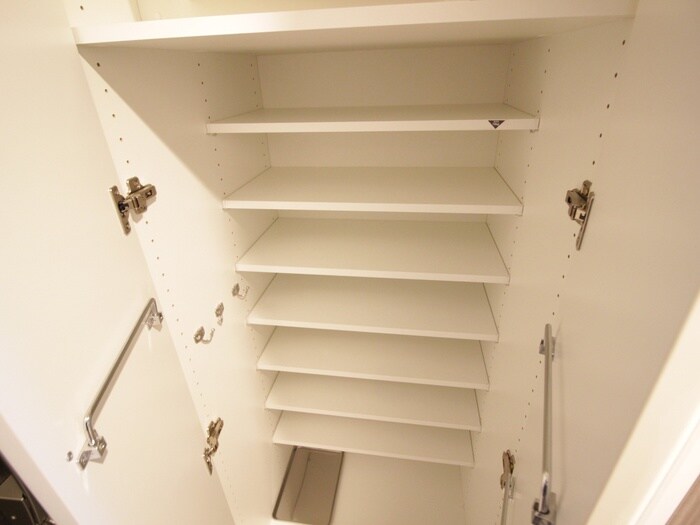 物件内観写真10　(靴箱)