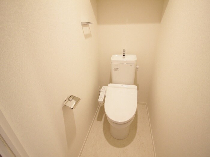 物件内観写真15　(トイレ)