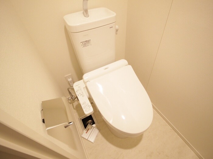 物件内観写真15　(トイレ)