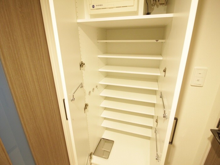 物件内観写真16　(靴箱)