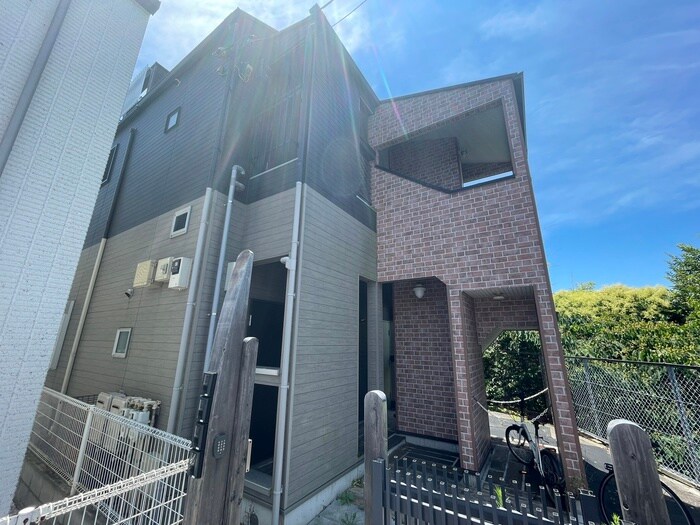 物件外観写真2　(外観写真)