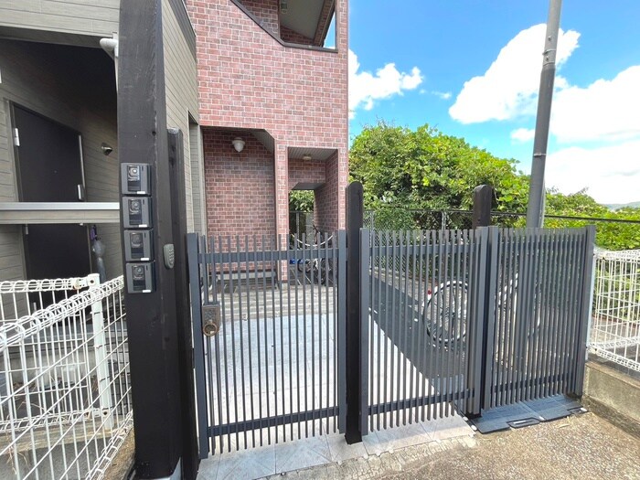 物件外観写真5　(外観写真)