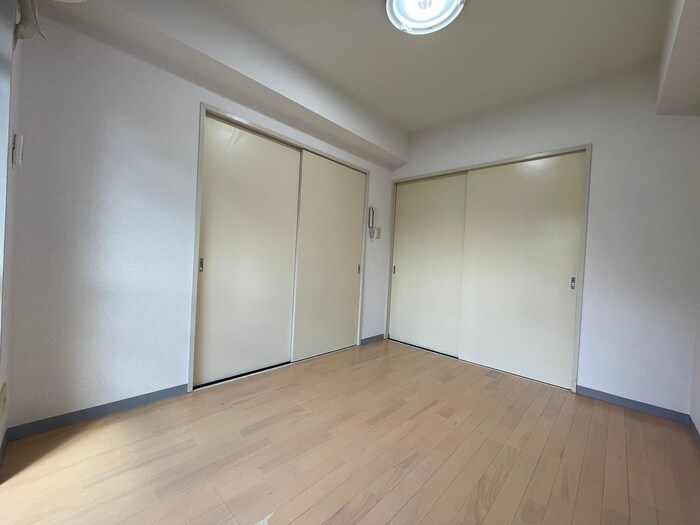 物件内観写真6　(居室)