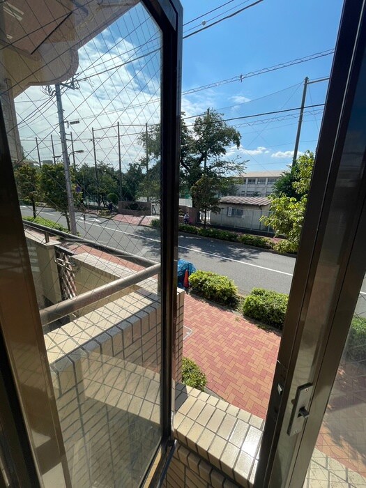 物件内観写真17　(室内からの展望)