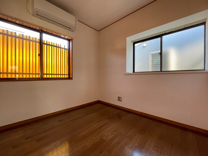 物件内観写真9　(居室)