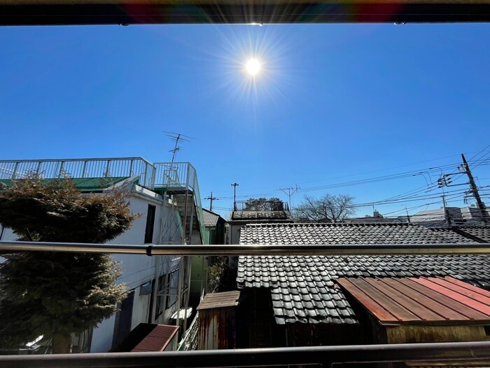 物件内観写真22　(室内からの展望)