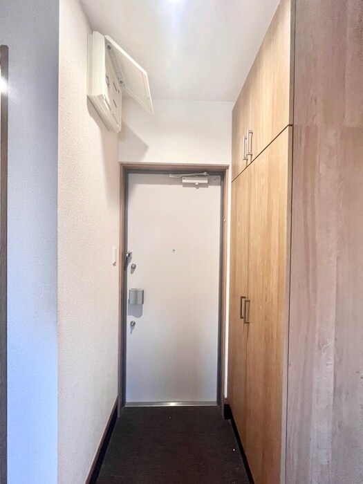 物件内観写真17　(玄関)