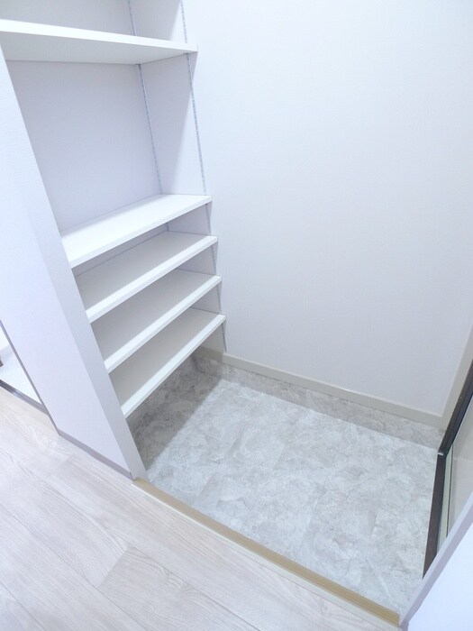 キャッスル奥戸の玄関