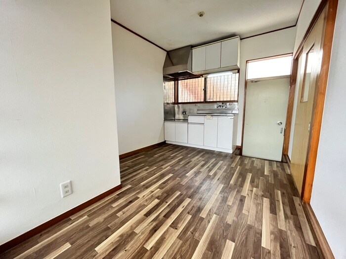 物件内観写真10　(居室)